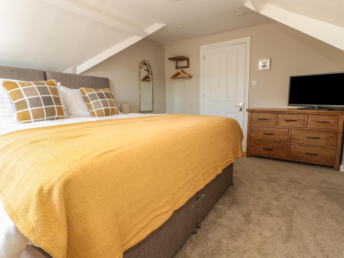 Postmaster's Holiday home Cheltenham